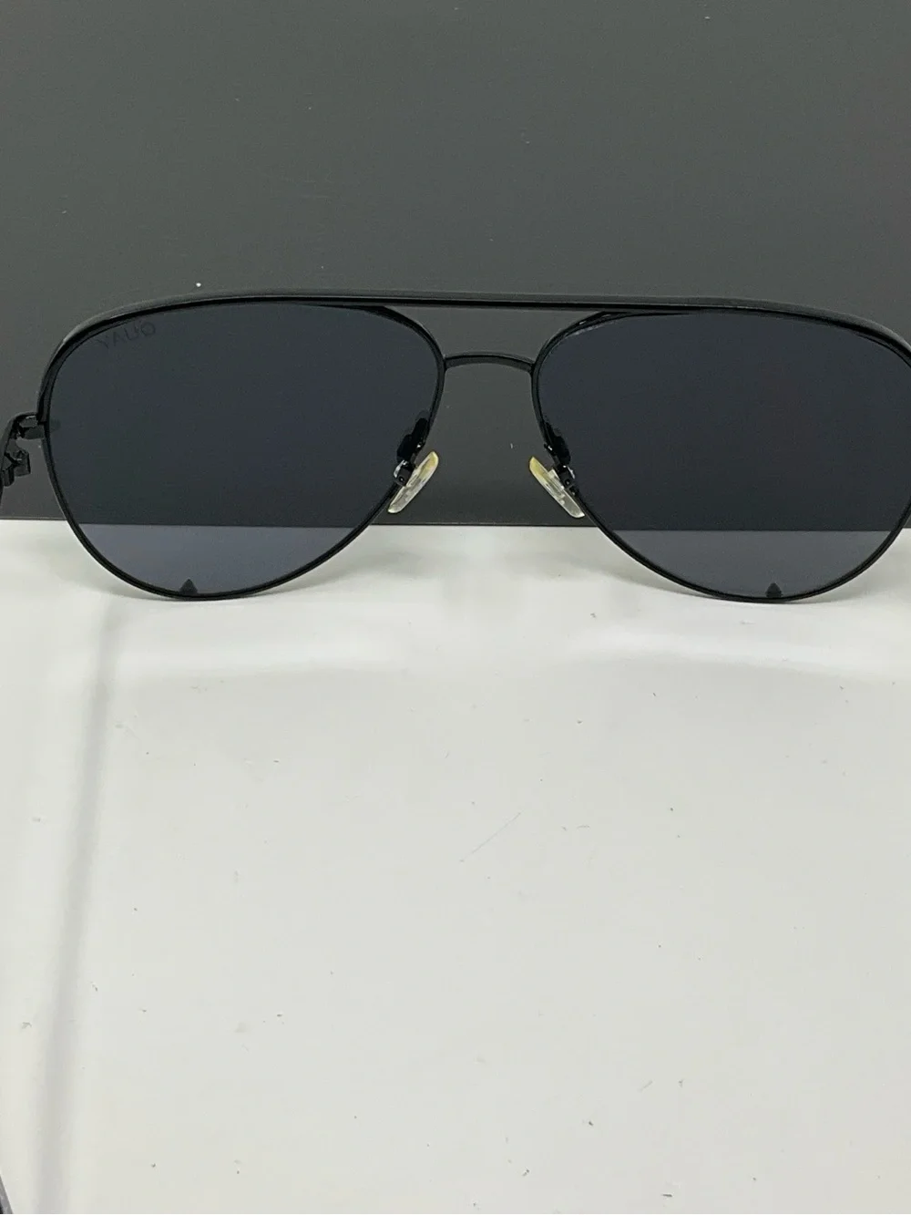Quay Australia X Desi Perkins High Key Aviator Sunglasses mirror lense scratches